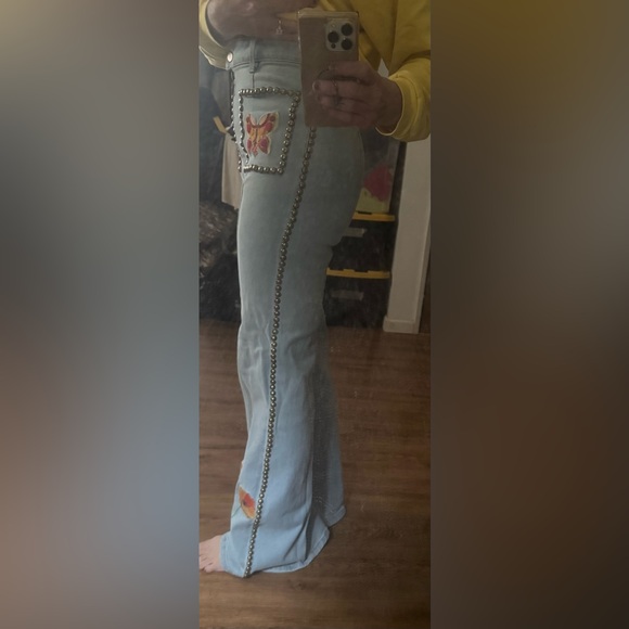 DO NOT BUY ❤️Bundle for Mindy only. - Picture 9 of 10